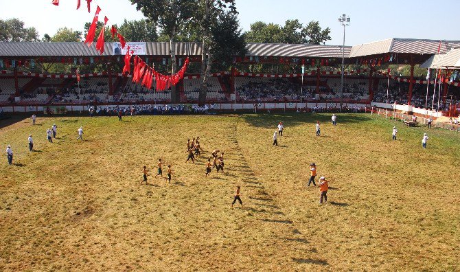 2016 Kırkpınar Yağlı Güreşleri Final Güreşleri Başladı