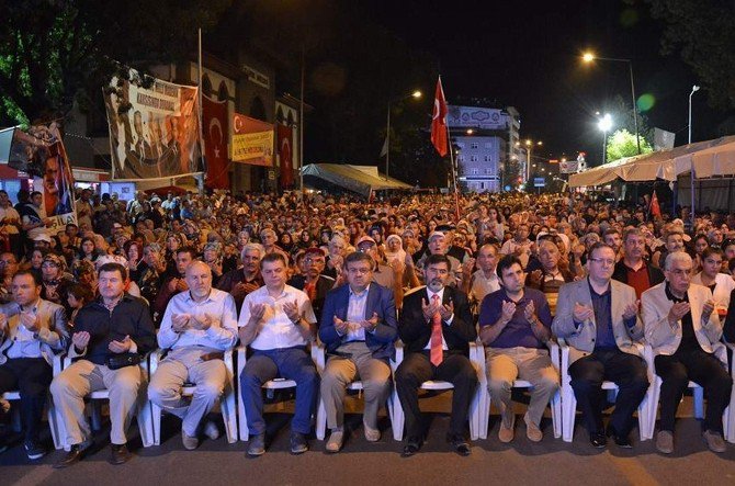 Afyonkarahisar’da “Demokrasi Nöbeti” 10. Gününde De Coşku İçerisinde Tutuldu