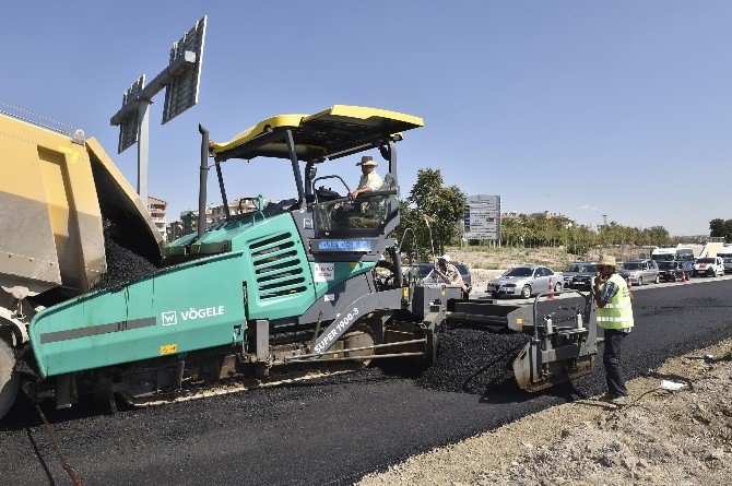 Büyükşehir’den Yol Ve Asfalt Çalışması