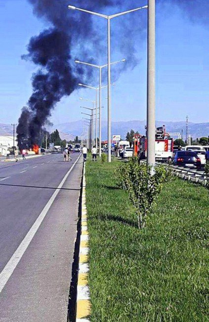 Erzincan’da Polis Ekiplerine Bombalı Saldırı