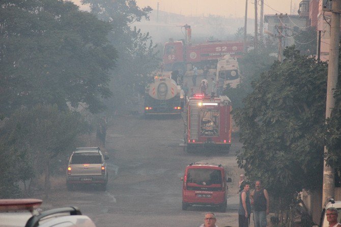 İzmir’de Askeri Alanda Çıkan Yangın Söndürüldü