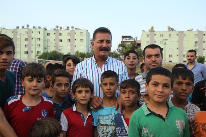 Toroslar’da Yaz Futbol Okulları Başladı