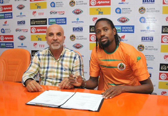 Abdoulaye Ba Alanyaspor’da