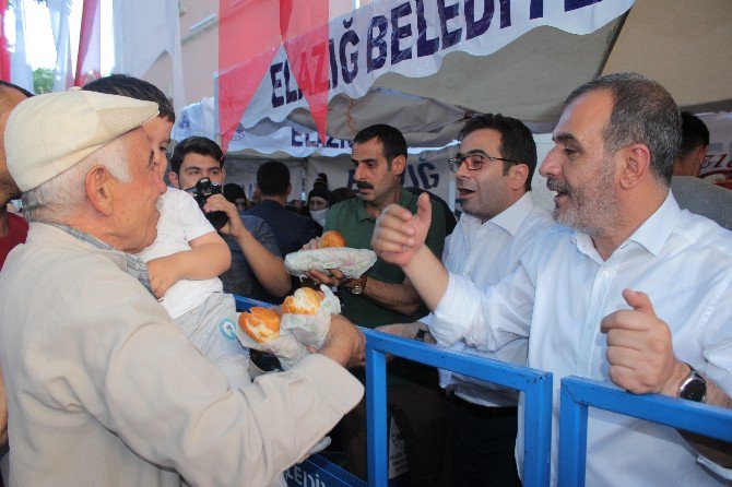 Elazığ Tso’dan Demokrasi Nöbetçilerine Kavurma İkramı