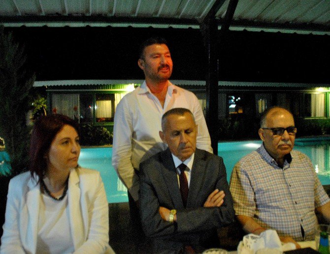 Başkan Akın; “Büyükşehir Yasası İlçe Belediyeleri Zor Durumda Bıraktı”