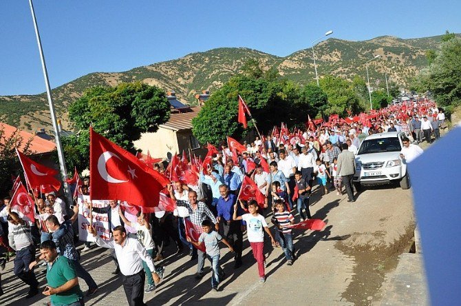 Mutki’de Demokrasi Yürüyüşü Düzenlendi