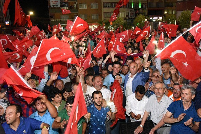 Başkan Togar: “Darbe Girişimi Halkımızı Kenetledi”