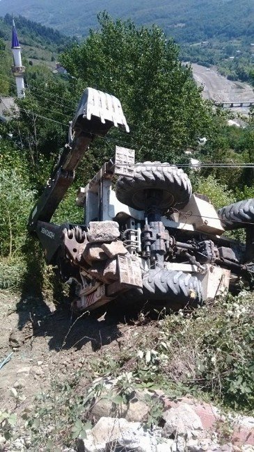 Bartın’da İş Makinesi Operatörü Ölümden Döndü