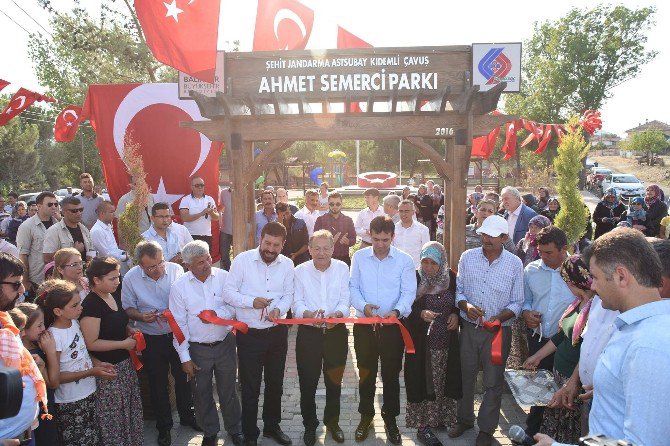 Sındırgı’da Tamamlanan Yatırımlar Hizmete Girdi