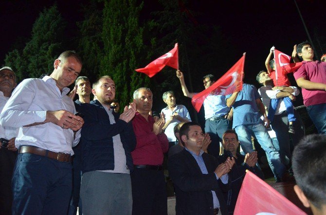 Bayırköy Belde Belediye Başkanı Yaman’dan Demokrasi Nöbeti Mesajı