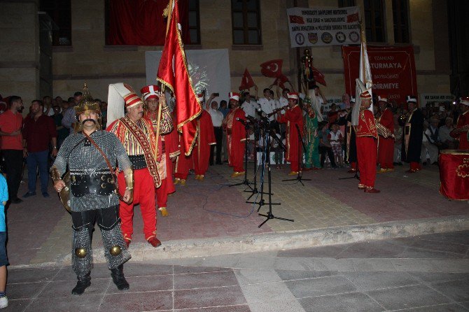 Biga’da ’Mehteranlı’ Demokrasi Nöbeti