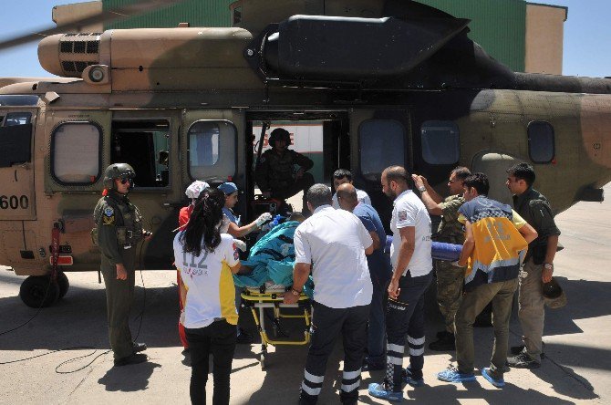 Yaralanan Vatandaş Askeri Helikopterle Hastaneye Ulaştırıldı