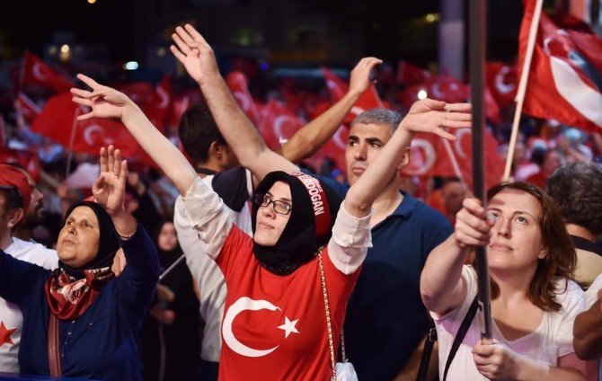 Anadolu Yakasının Belediye Başkanları Taksim Nöbetinde