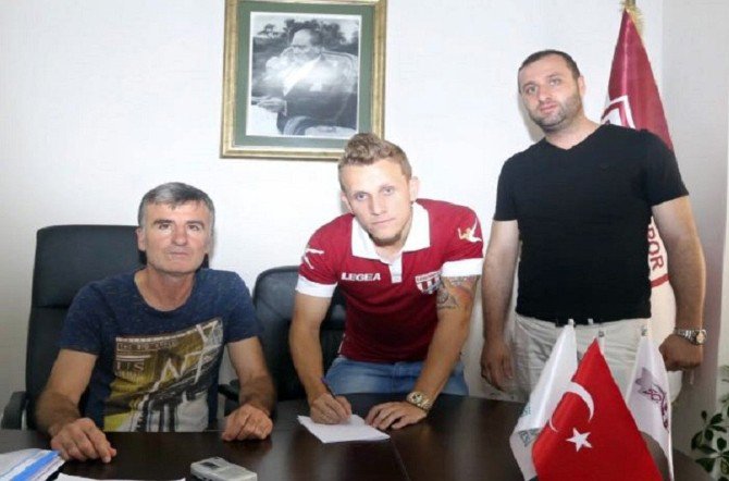 Bandırmaspor Brezilyalı Alex Amado İle Sözleşme İmzaladı