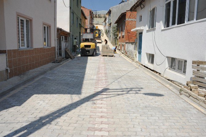 Bozüyük Belediyesi Kilit Taşı Çalışmalarına Hız Verdi