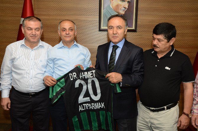 Denizlispor’dan Vali Altıparmak’a Ziyaret