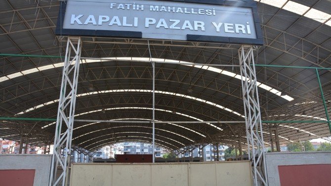 Efeler’de Fatih Kapalı Pazaryeri’nin Yeniden Açılması İçin Çalışmalar Başladı