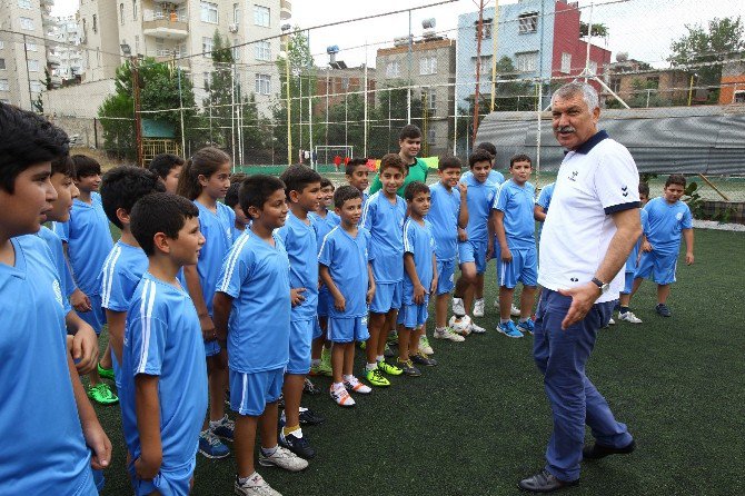 Karalar, Yaz Spor Okullarını Ve Havuzları Ziyaret Etti