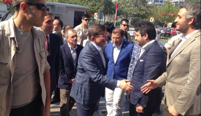 Ahmet Davutoğlu: “Allah Bir Daha Bize 15 Temmuz Gecesi Gibi Katliamları, acıları Yaşatmasın”