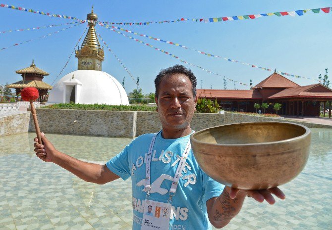 Nepal’in Şifa Dağıtan Kaseleri Expo 2016’da