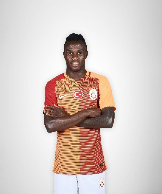 Galatasaray Yeni Sezon Formalarını Tanıttı