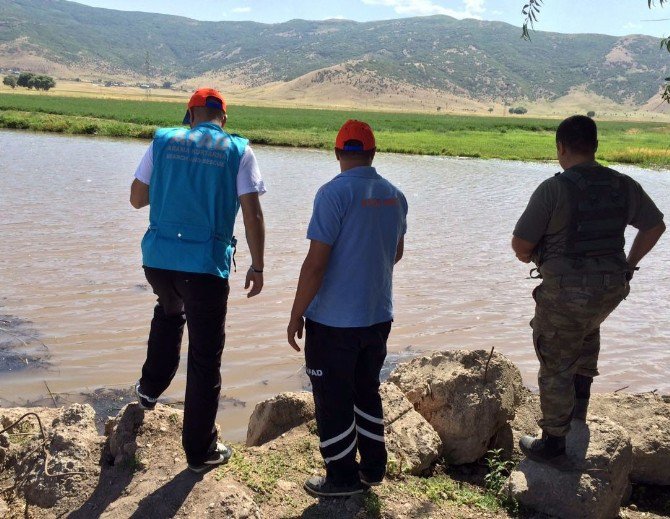 Serinlemek İçin Girdiği Nehirde Boğuldu