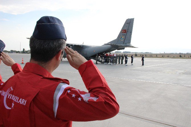 Şehitlerin Naaşı Konya’ya Getirildi