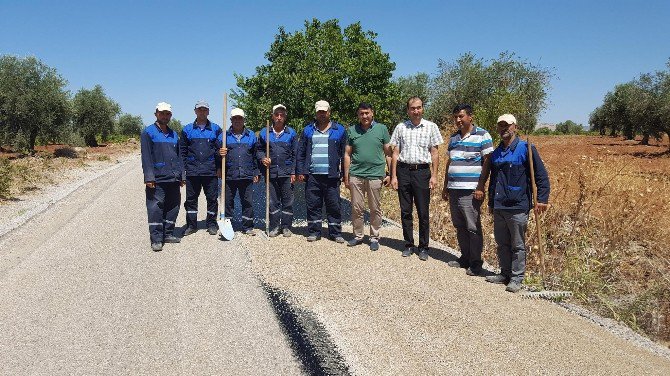 Köy Yollarının Bakım Onarımı Ve Asfalt Çalışmaları Sürüyor