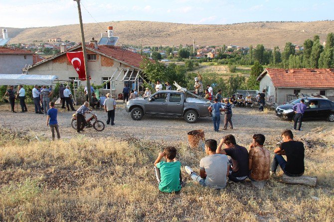 Konya’daki Şehidin Babaocağına Ateş Düştü