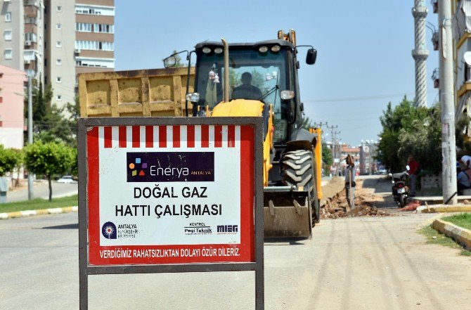 Kepez’de, Gülveren Ve Yeşilyurt Mahallesine Doğalgaz