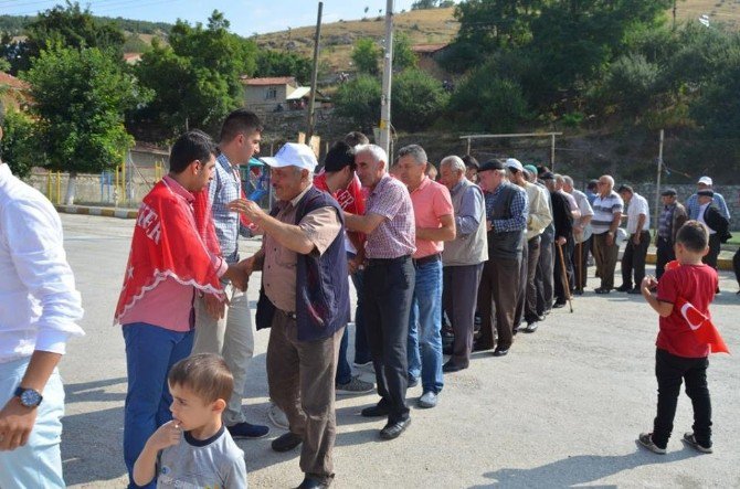 Bozüyük Dodurga Beldesi Gençleri Askere Uğurlandı