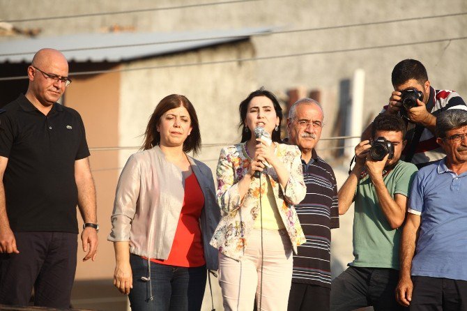 Hdp Eş Genel Başkanı Yüksekdağ: “Bu Halk Hiçbir Darbeye Geçit Vermeyecek”