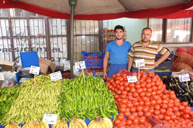 Ürünler Çıktı Fiyatlar Düştü