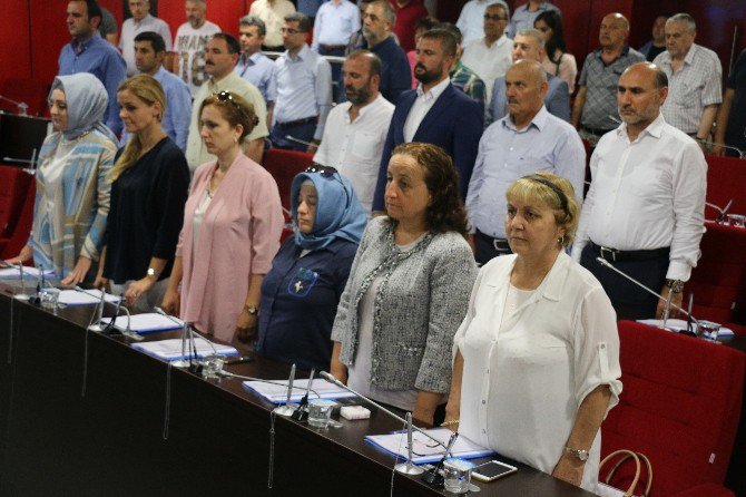 Gebze Kent Meydanı’nın İsmi "15 Temmuz Milli İrade Kent Meydanı" Olarak Değiştirildi