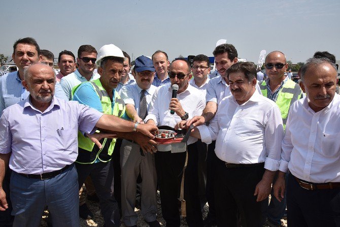 Kartepe Belediyesi Hizmet Binası Temeli Atıldı