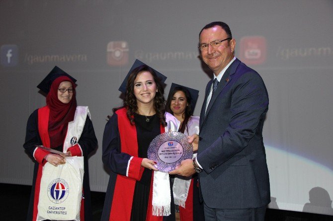 Naci Topçuoğlu Myo’da Mezuniyet Heyecanı