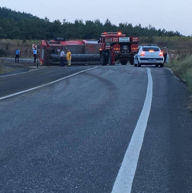 Tekirdağ’da İtfaiye Aracı Devrildi