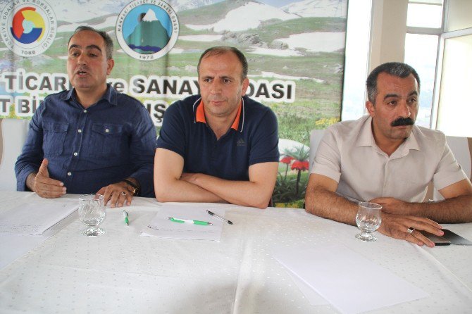 Hakkari’ye İlçe Statüsü Verilmesine Tepkiler Devam Ediyor