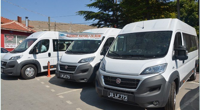 Seyitgazi Belediyesi 3 Yeni Minibüs Aldı