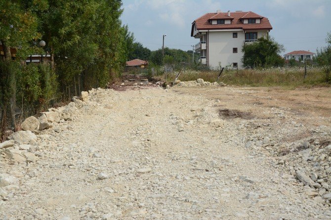 Kartepe’de Alt Ve Üt Yapı Çalışmaları Devam Ediyor