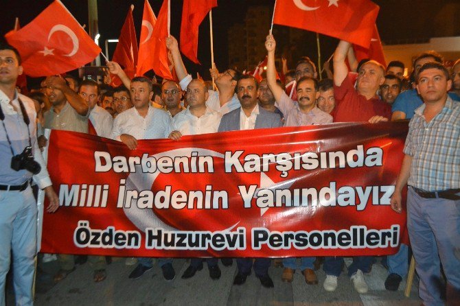 Memur-sen Osmaniye Şubesi "Milli İrade Ve Demokrasi Yürüyüşü" Düzenledi