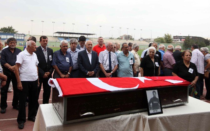 Türkiye Rekortmeni Aydın Onur Son Yolculuğuna Uğurlandı