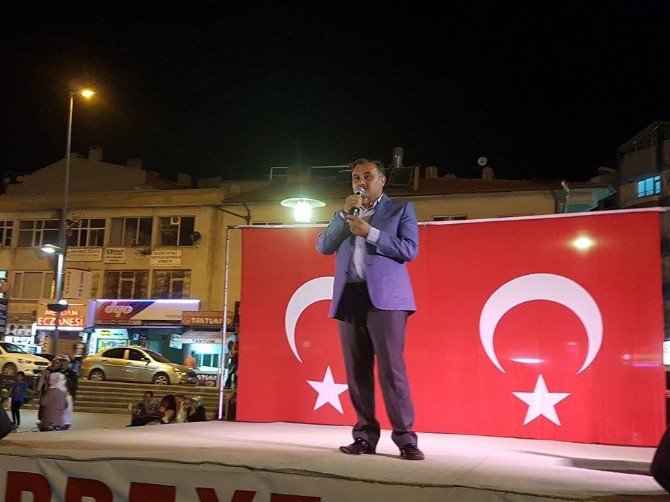 Develi’de Demokrasi Nöbetleri Sürüyor