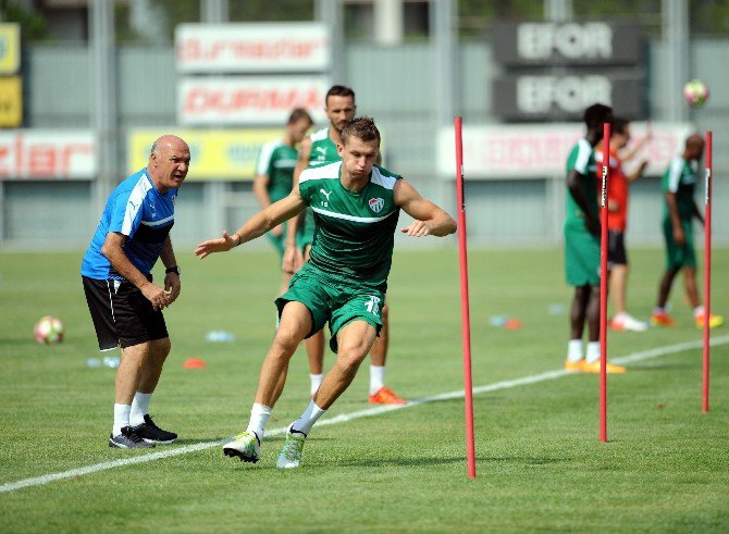 Bursaspor’da Dzsudzsak Yine Antrenmana Çıkmadı