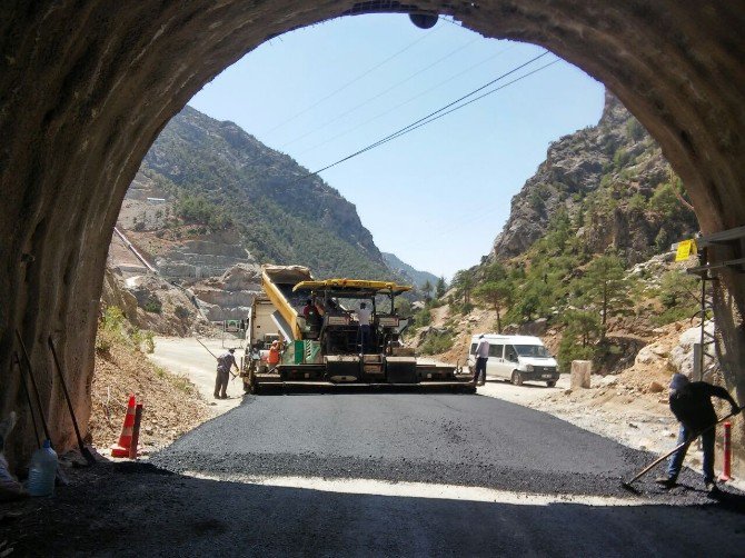 Ilıca Yolu Asfaltlandı