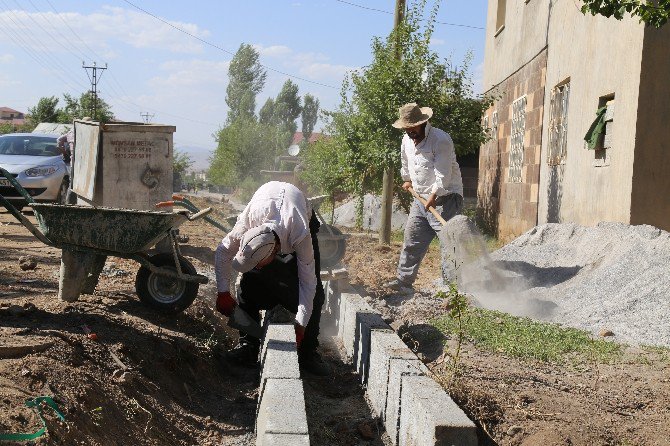 Güroymak Belediyesi’nden Hummalı Çalışma