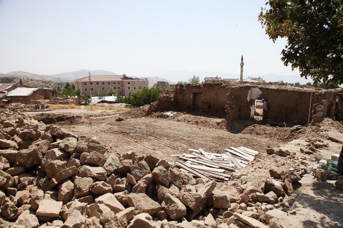 Harput Konukevinin Çalışmaları Başladı