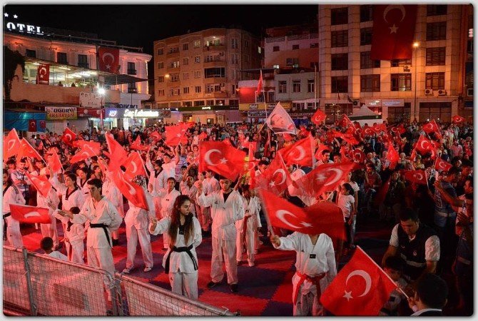 İl Özel İdareden Muhteşem Gece