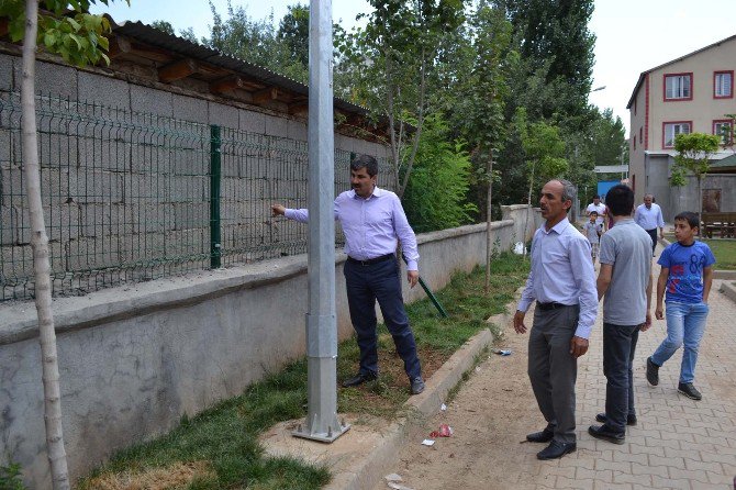 Muş’ta Yol Onarım Çalışması