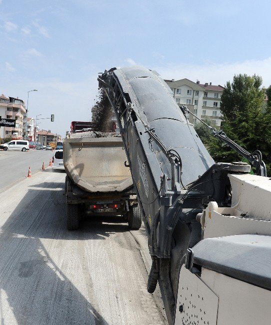 Dikmen Caddesi Yenileniyor